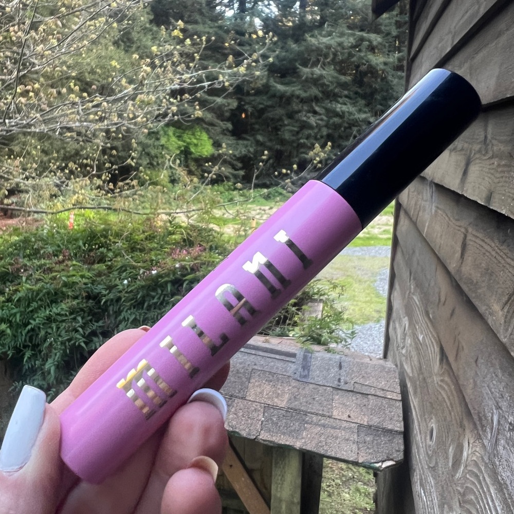 Milani Black Lengthening Mascara Tube with Black Cap NEW